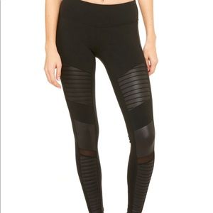 Black Alo Yoga Moto Leggings